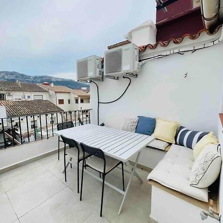 Attic Apartment In Old Town เดเนีย ภายนอก รูปภาพ