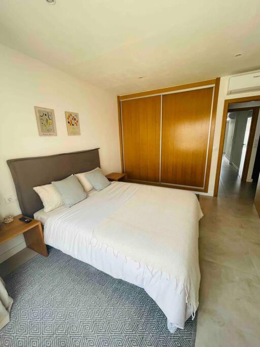 Attic Apartment In Old Town เดเนีย ภายนอก รูปภาพ
