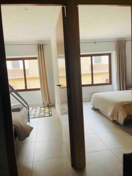 Attic Apartment In Old Town เดเนีย ภายนอก รูปภาพ